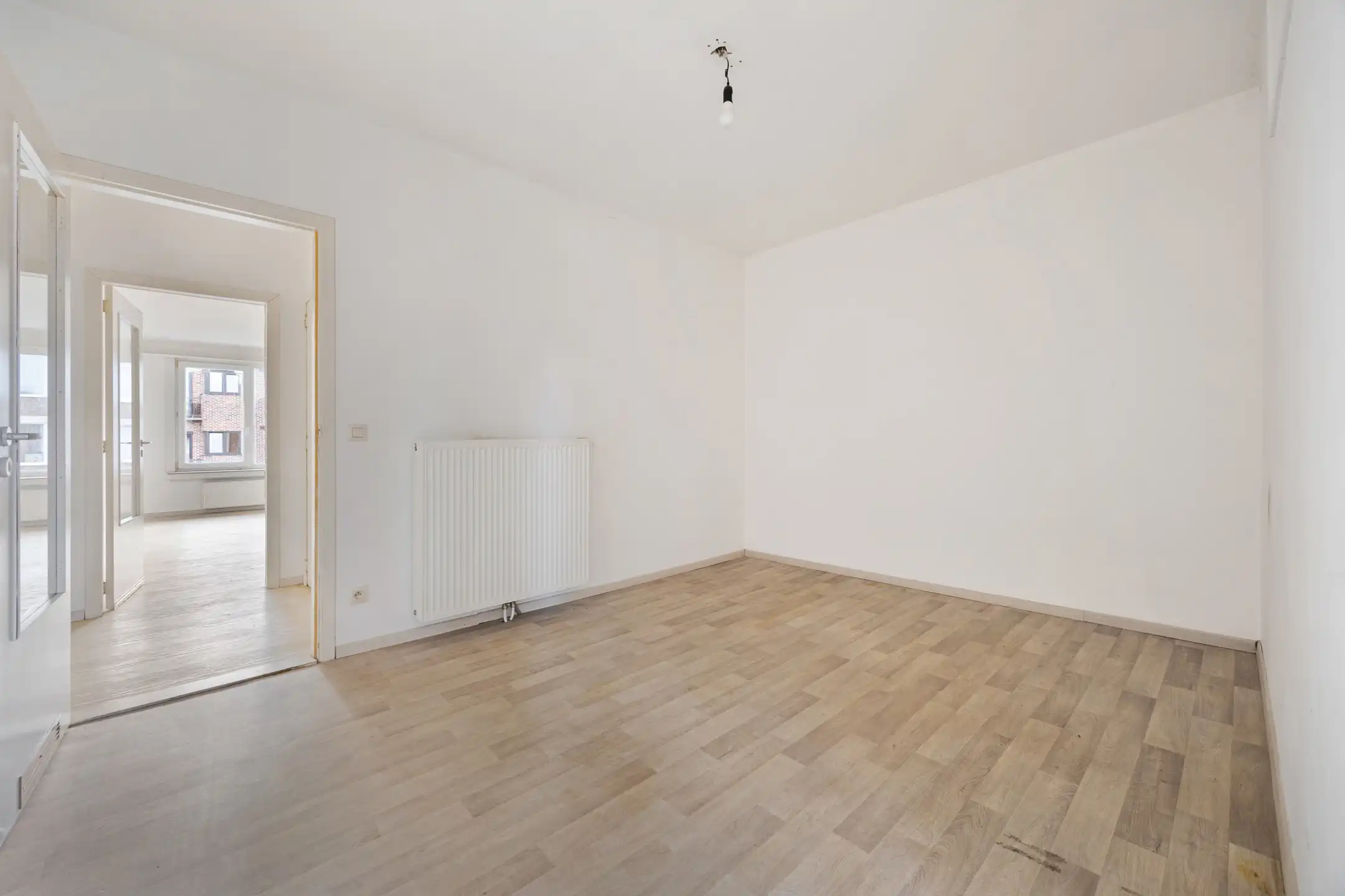 appartement met 2 slaapkamers en overdekt terras op centrale ligging in Deurne Zuid foto 10