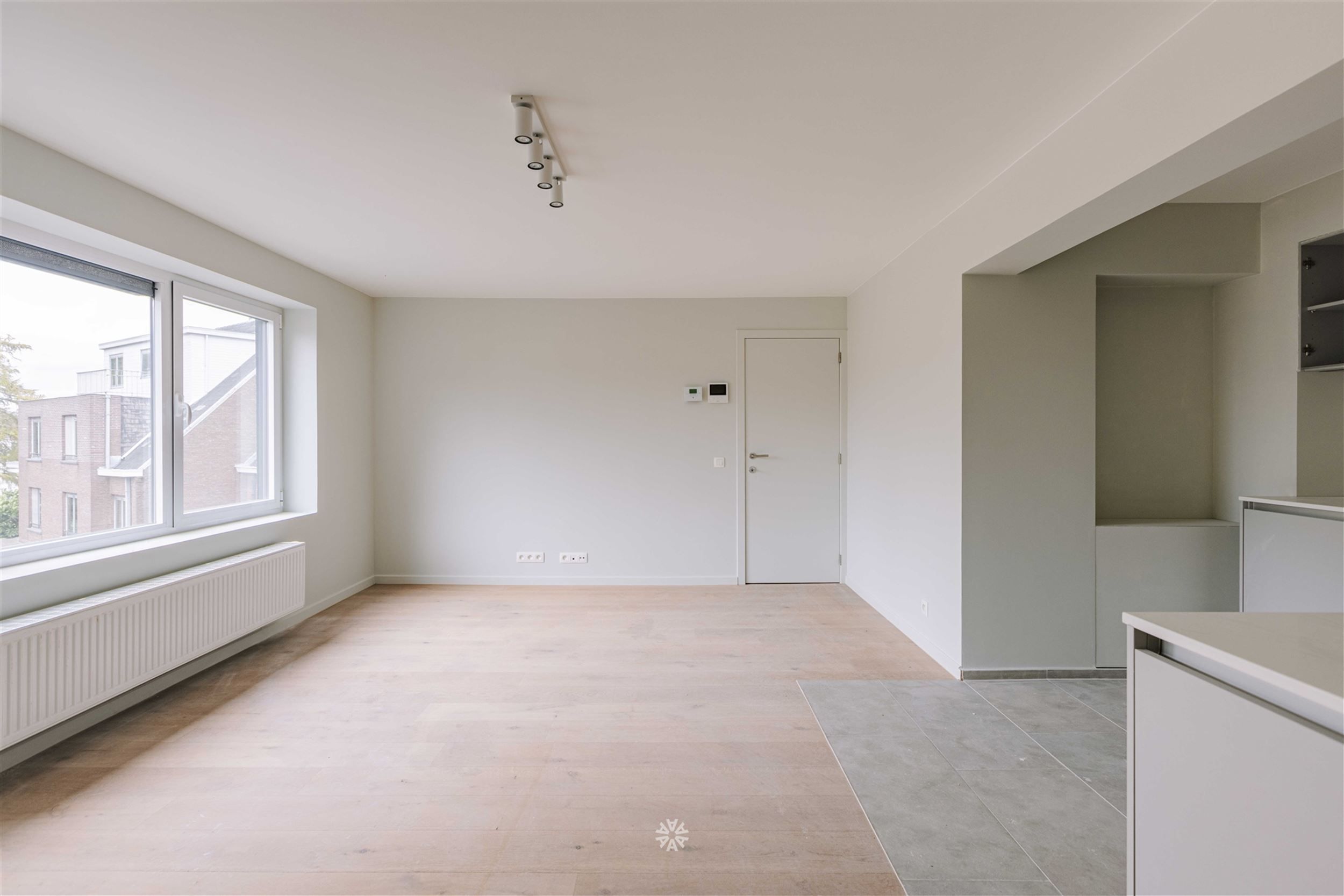 Gerenoveerd appartement op een residentiële locatie foto 4