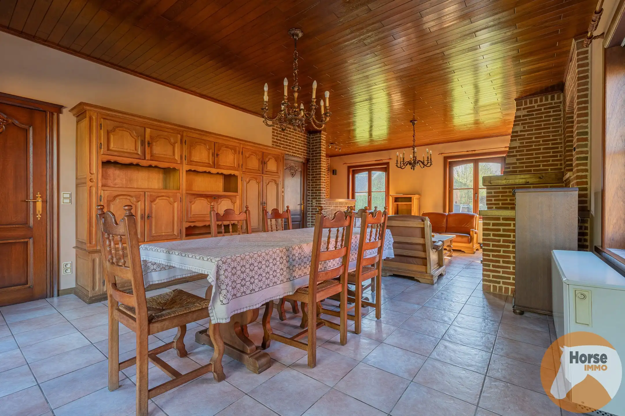 ERPE-MERE - Ruime villa met potentieel in rustige straat foto 5