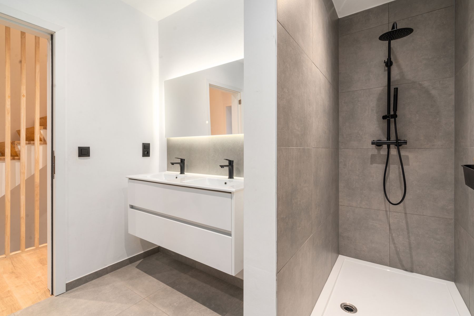 Instapklare gezinswoning te koop in Lede – Energiezuinig & Recent gerenoveerd!  foto 10