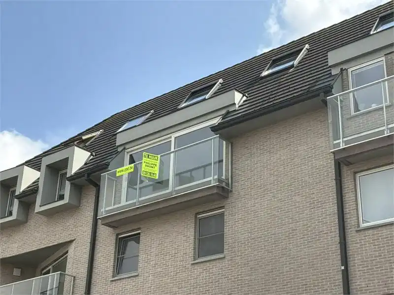 Recent en modern duplexappartement te huur in residentie Stoanplatse foto 2