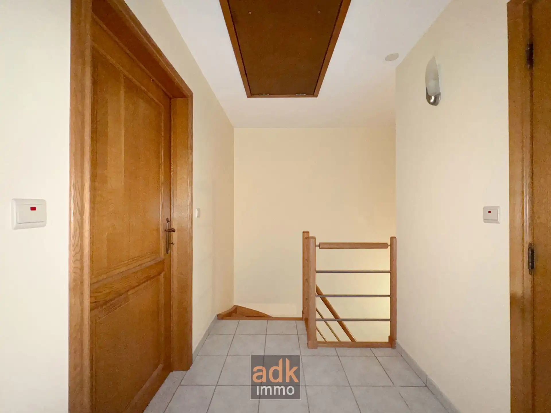 Te koop: Instapklare woning met garage, zonnige tuin & privacy – Noordhoekstraat 10, Adinkerke foto 17