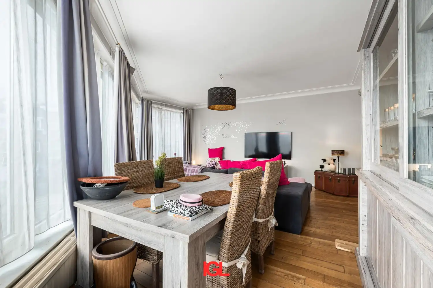 Zonnig & gerenoveerd één slaapkamer-appartement op grens Dilbeek-Molenbeek + optionele ondergrondse staplaats foto 6