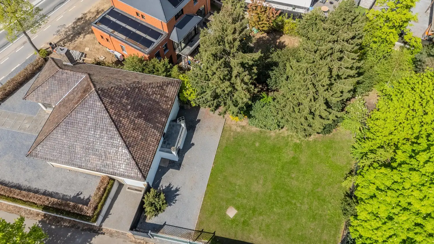 Instapklare woning op een perceel van ruim 8 are met gezellige tuin op een strategische ligging nabij alle voorzieningen foto 26
