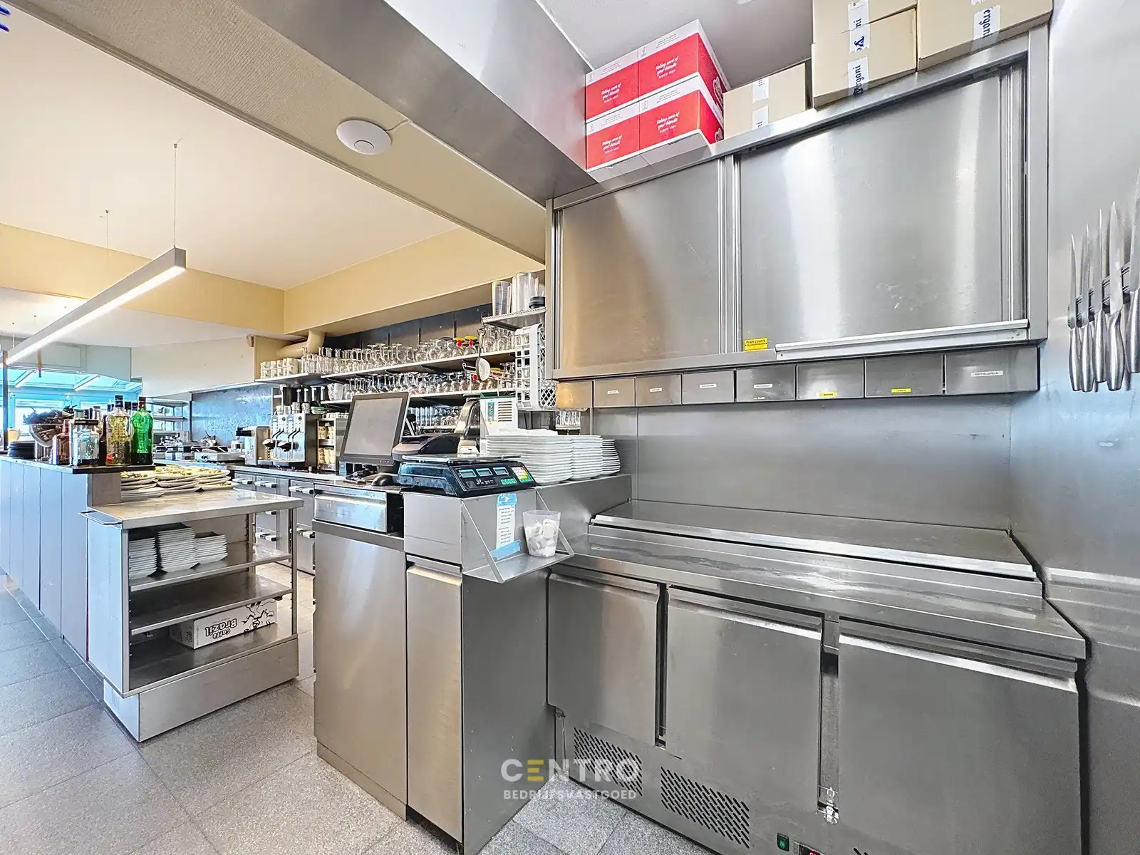 Verkoop handelspand IJssalon - Tearoom 't Zwart Schaap te Sint-Idesbald! foto 17