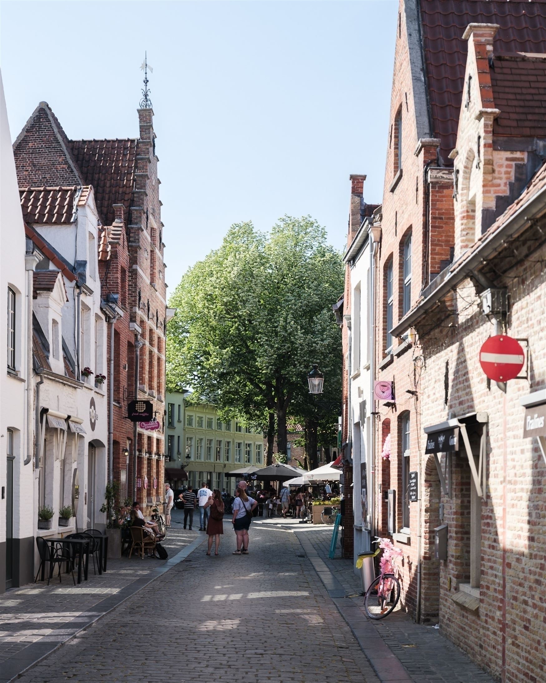 Karakterwoning in hartje Brugge foto 16