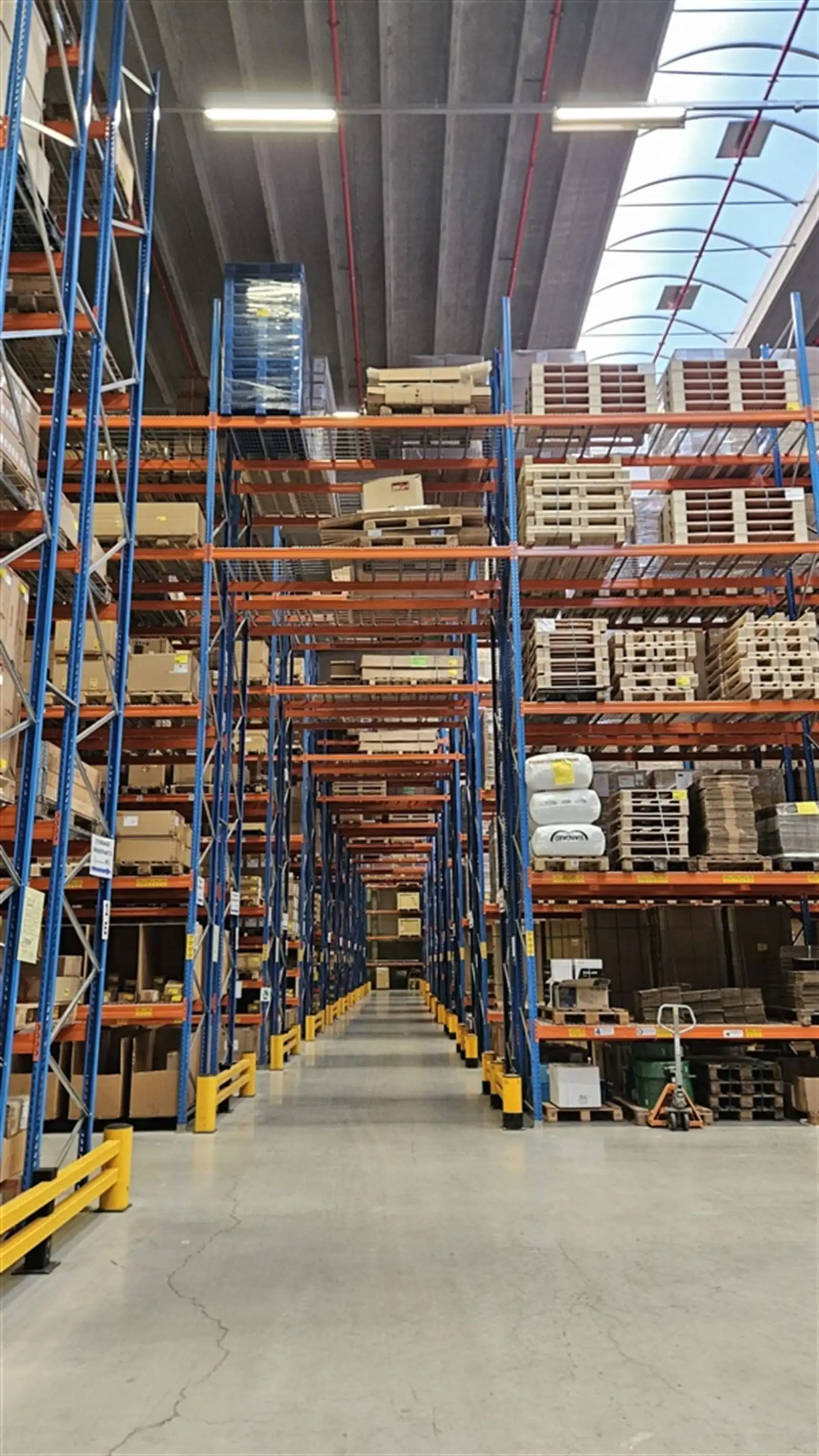 Logistiek met kantoren foto 15