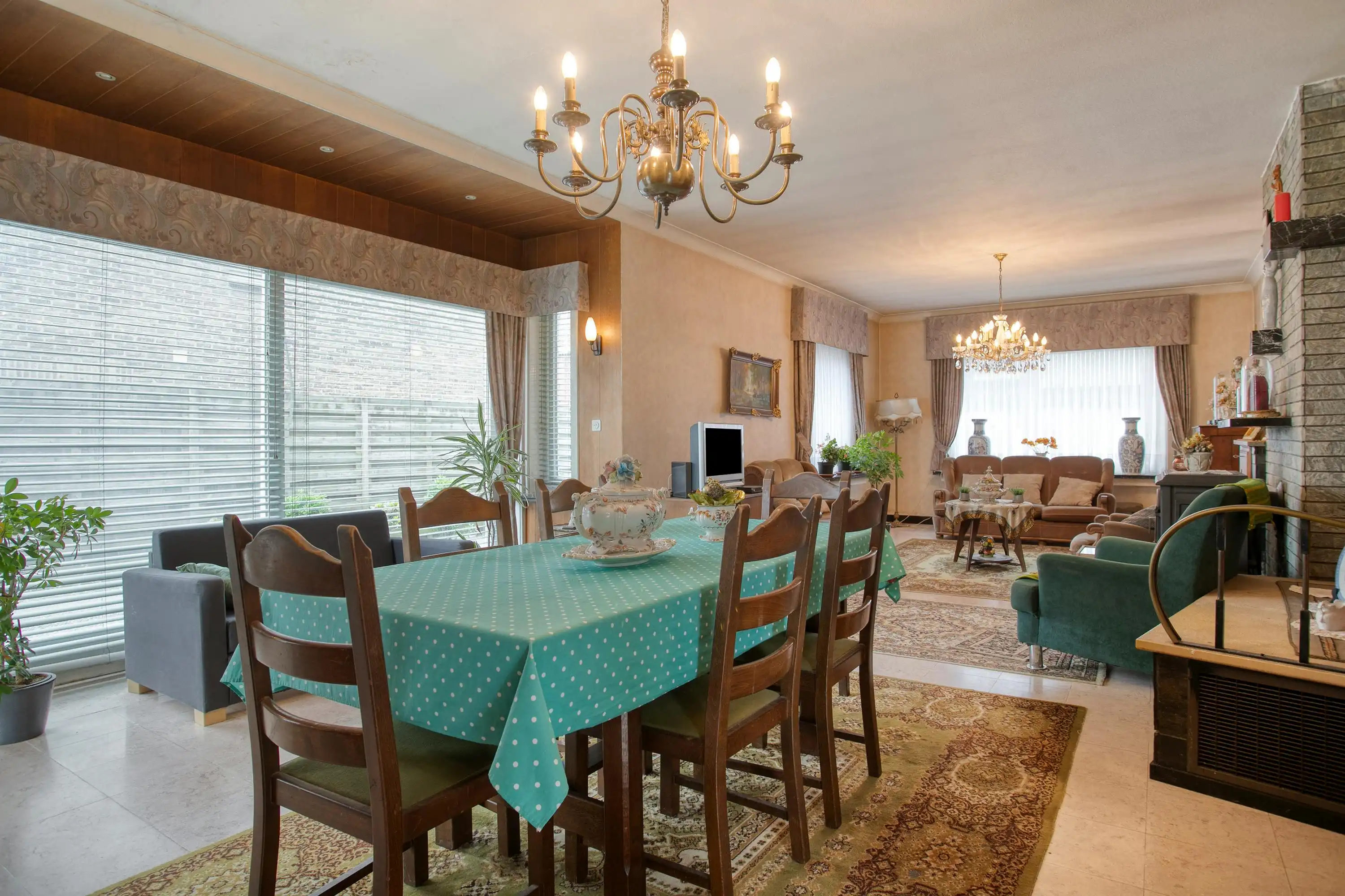 Karaktervolle woning te Izegem  foto 7