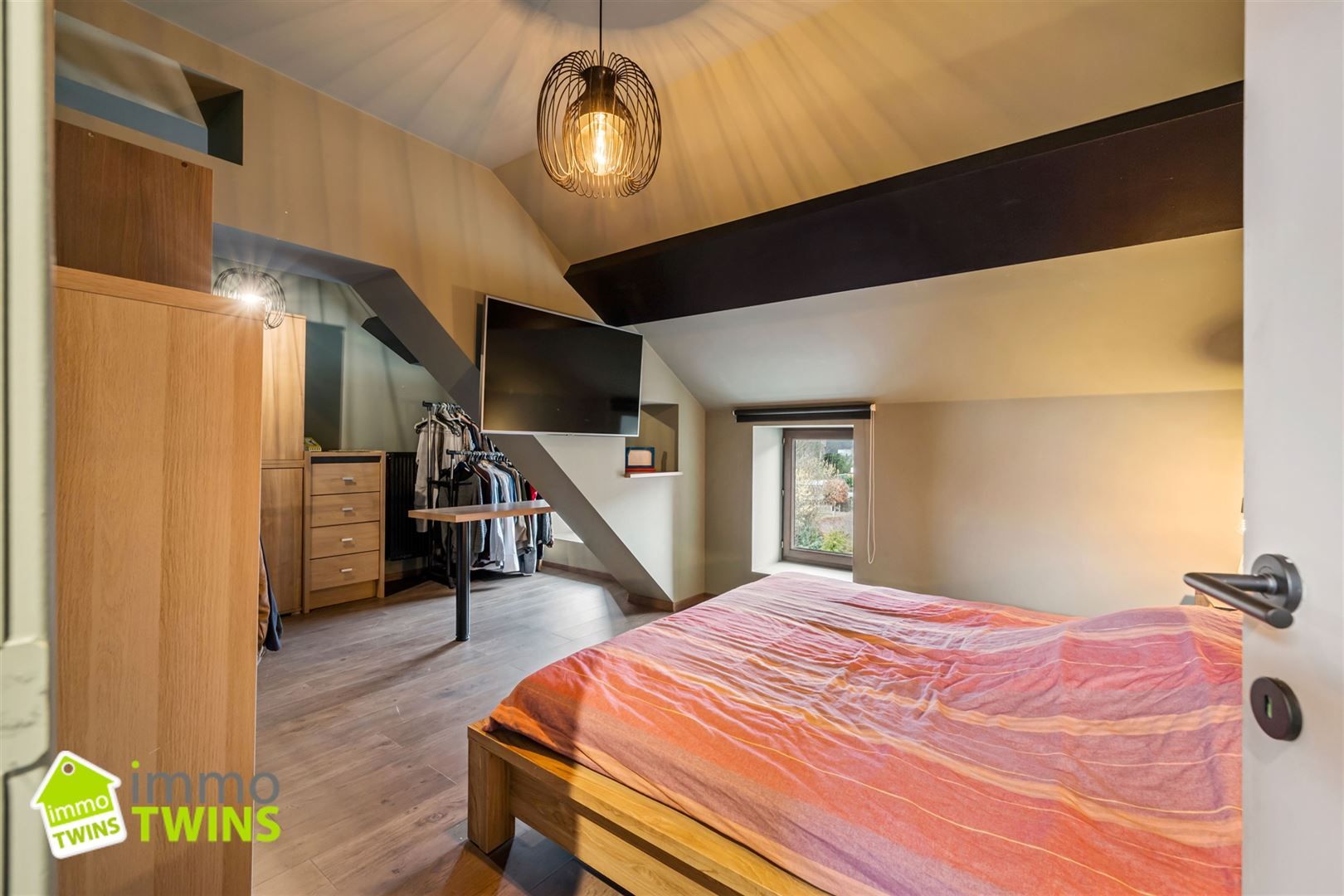 Instapklare woning met 4 slpks & tuin te Sint Gillis Dendermonde foto 14