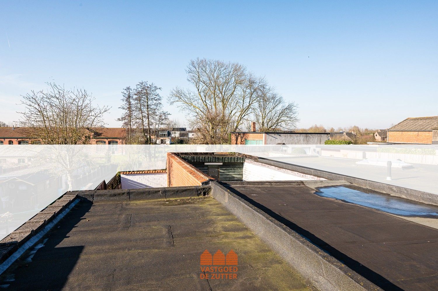 Ruime woning met handelspand in het centrum van Boekhoute foto 13