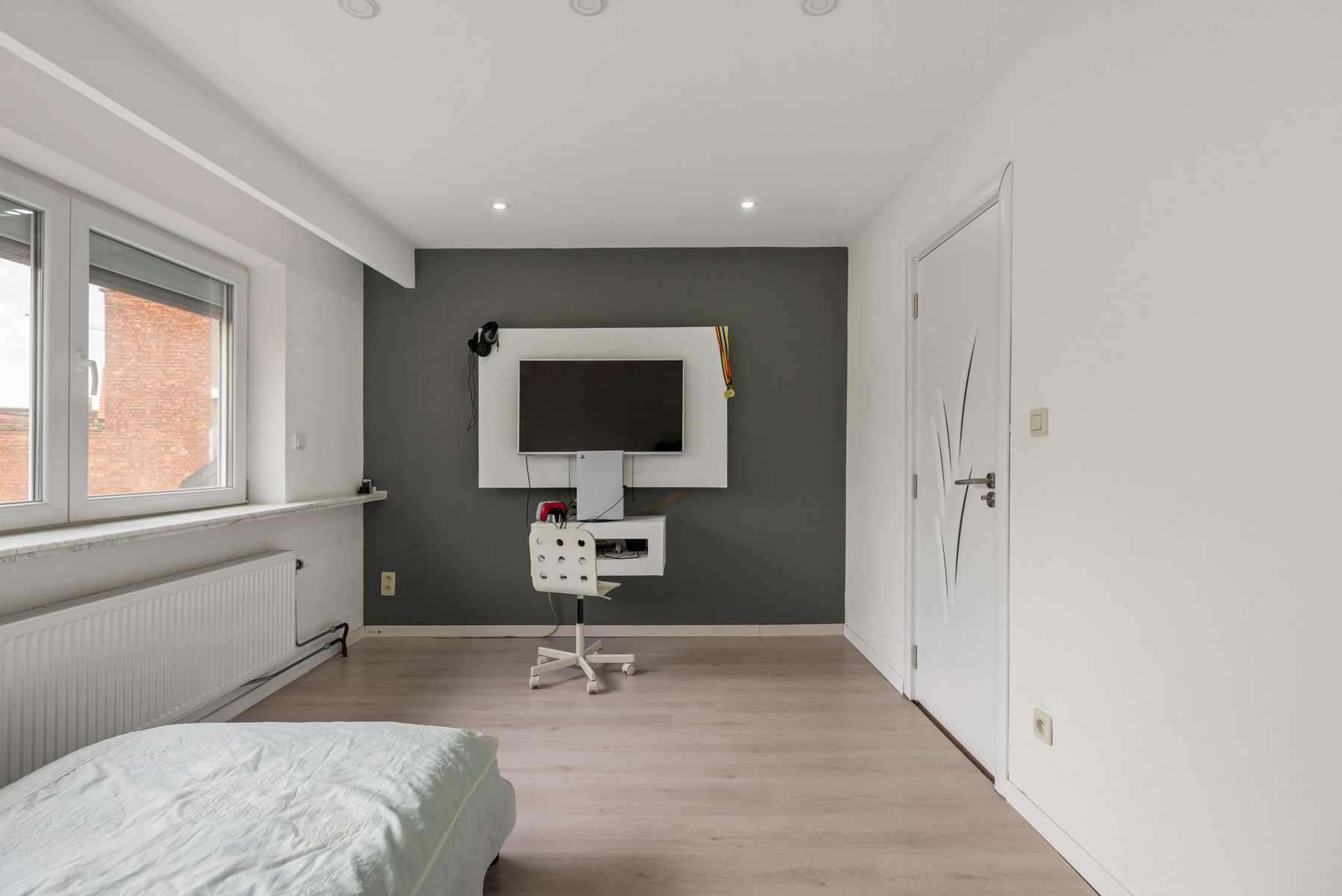 Uniek handelspand mét gerenoveerde woonst in het hart van Boom foto 29