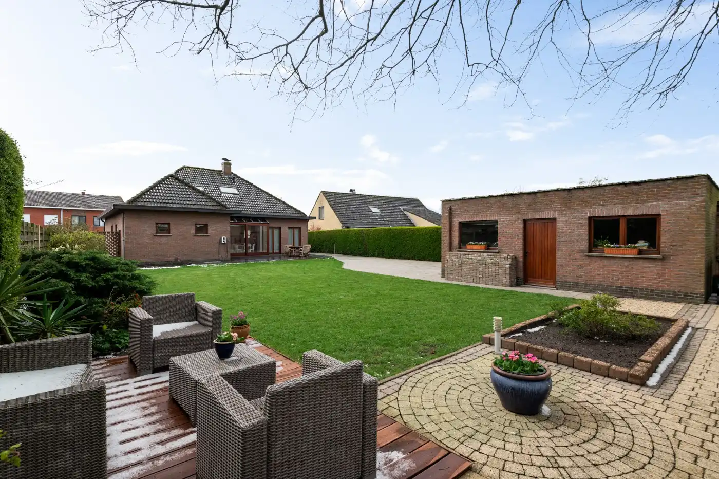 Instapklare, vrijstaande woning met 4 slpk., garage en grote tuin foto 29