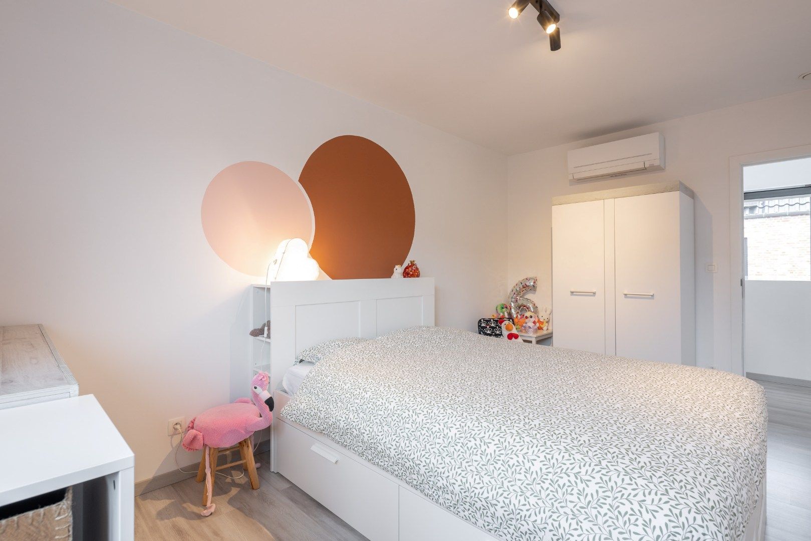 Prachtige, instapklare woning te koop! foto 28