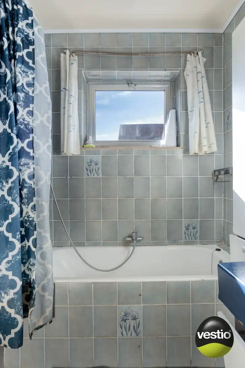 RUIME OPEN BEBOUWING (OB) MET 3 SLAAPKAMERS, GARAGE EN KELDER OP HOEKPERCEEEL VAN 6A67CA. foto 22