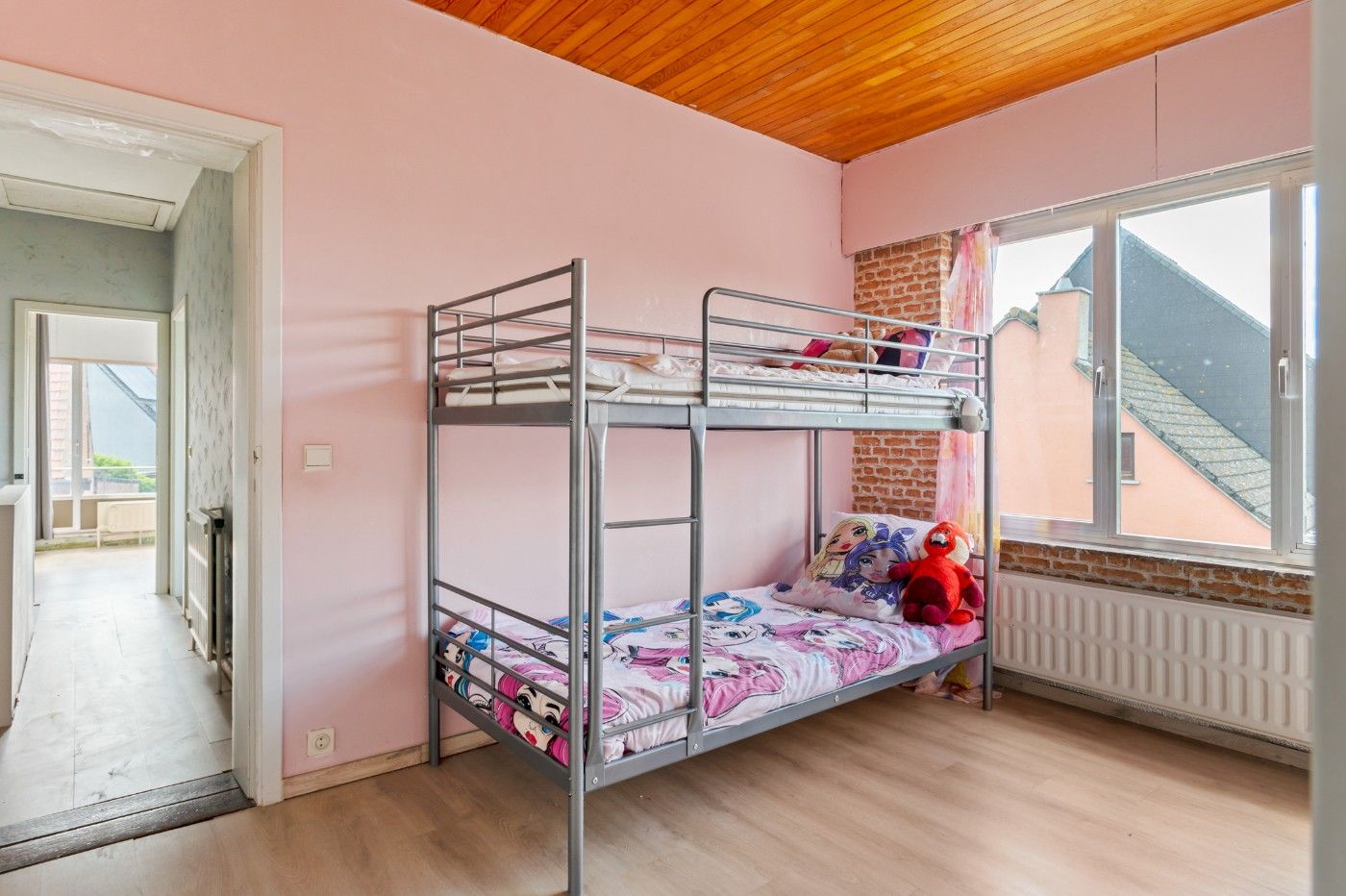 Ruime woning met 3 slpk. op prachtig perceel van 1285 m² foto 21