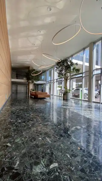 Ingedeelde instapklare kantoorruimte te huur in Bellevue Toren in Gent foto 9