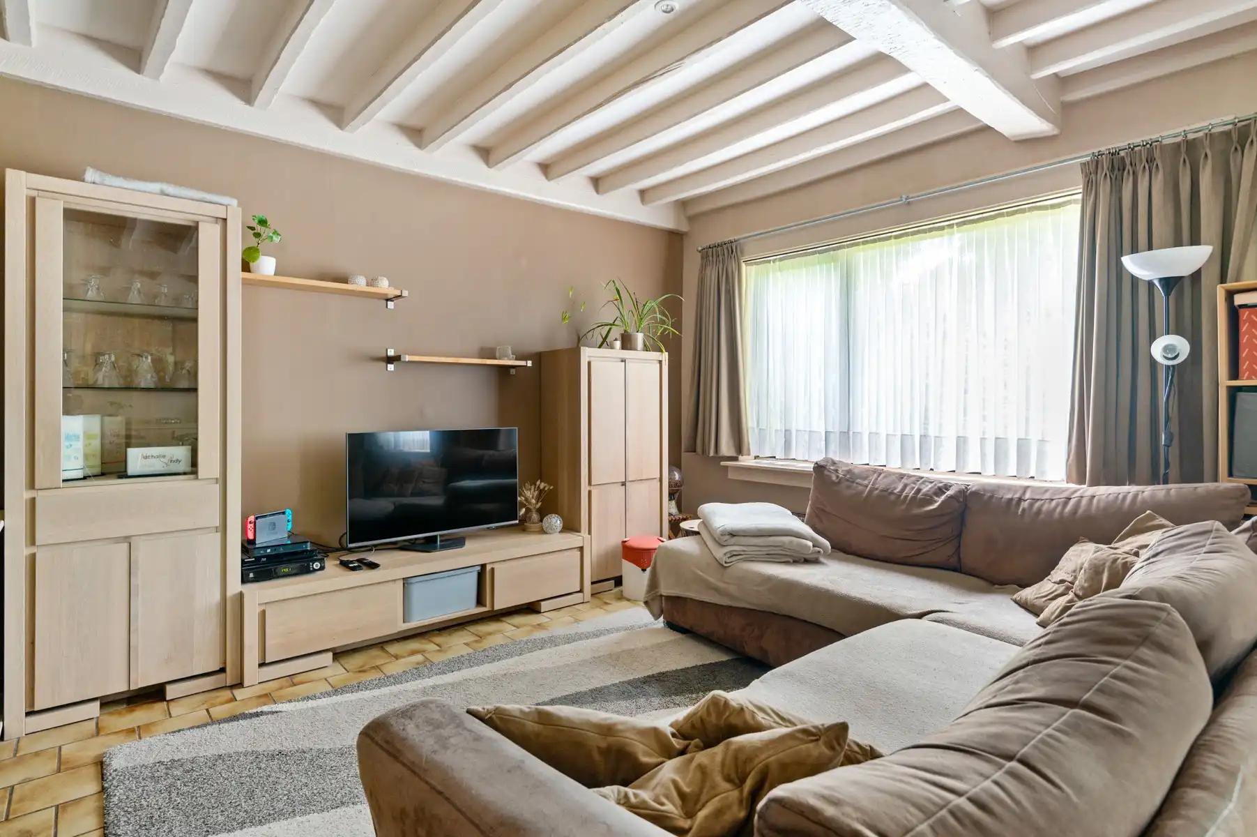 Uitstekend gelegen woning op ruim en zonnig perceel foto 10