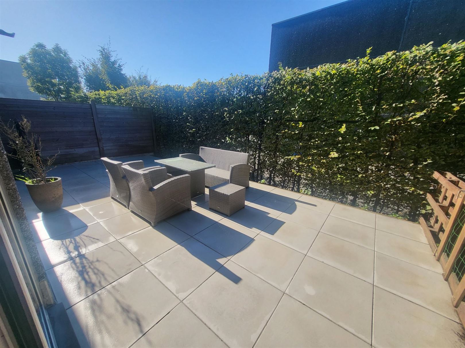 Kantoorruimte op terrein AKMO II langsheen E34 (gelijkvloers) foto 13