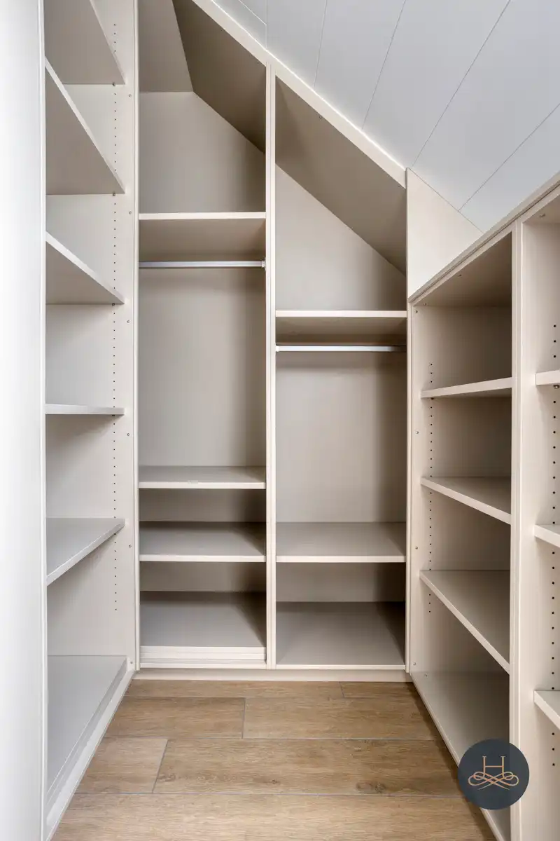 Uniek pand met ruime loods en instapklare woning foto 31