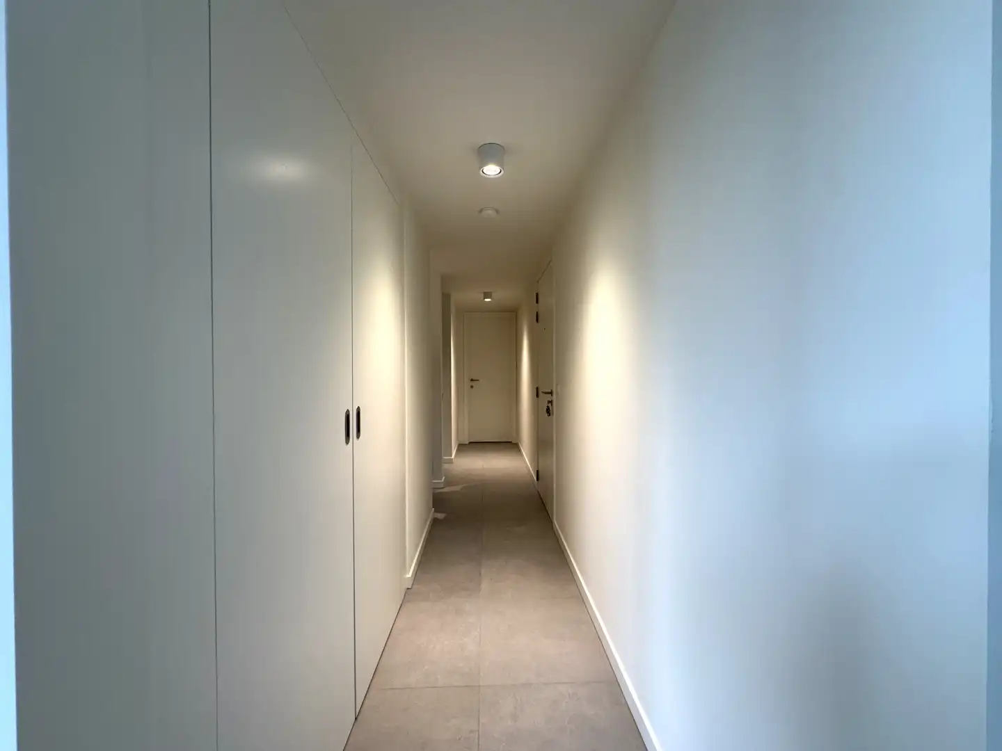 Prachtig bemeubeld appartement met 2 slaapkamers te huur nabij Genk centrum foto 10