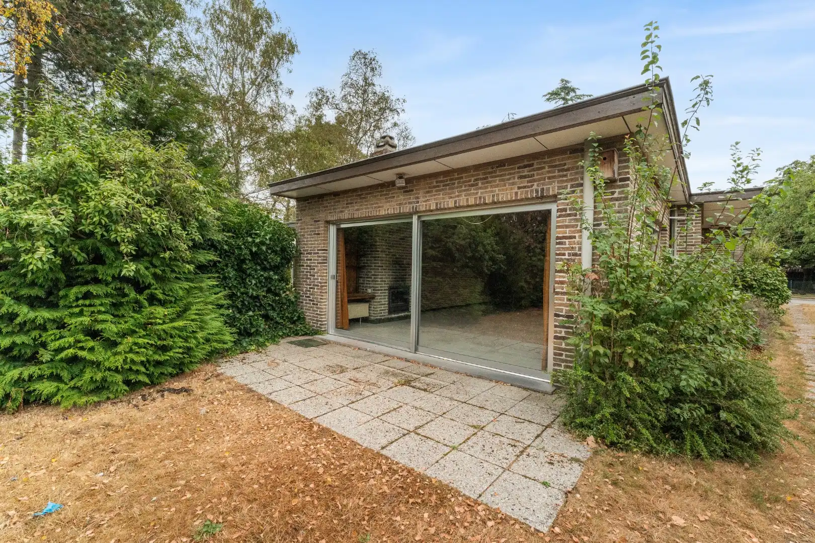 Ruime woning met 3 slaapkamers en garage op 443 m² in rustige woonwijk foto 26