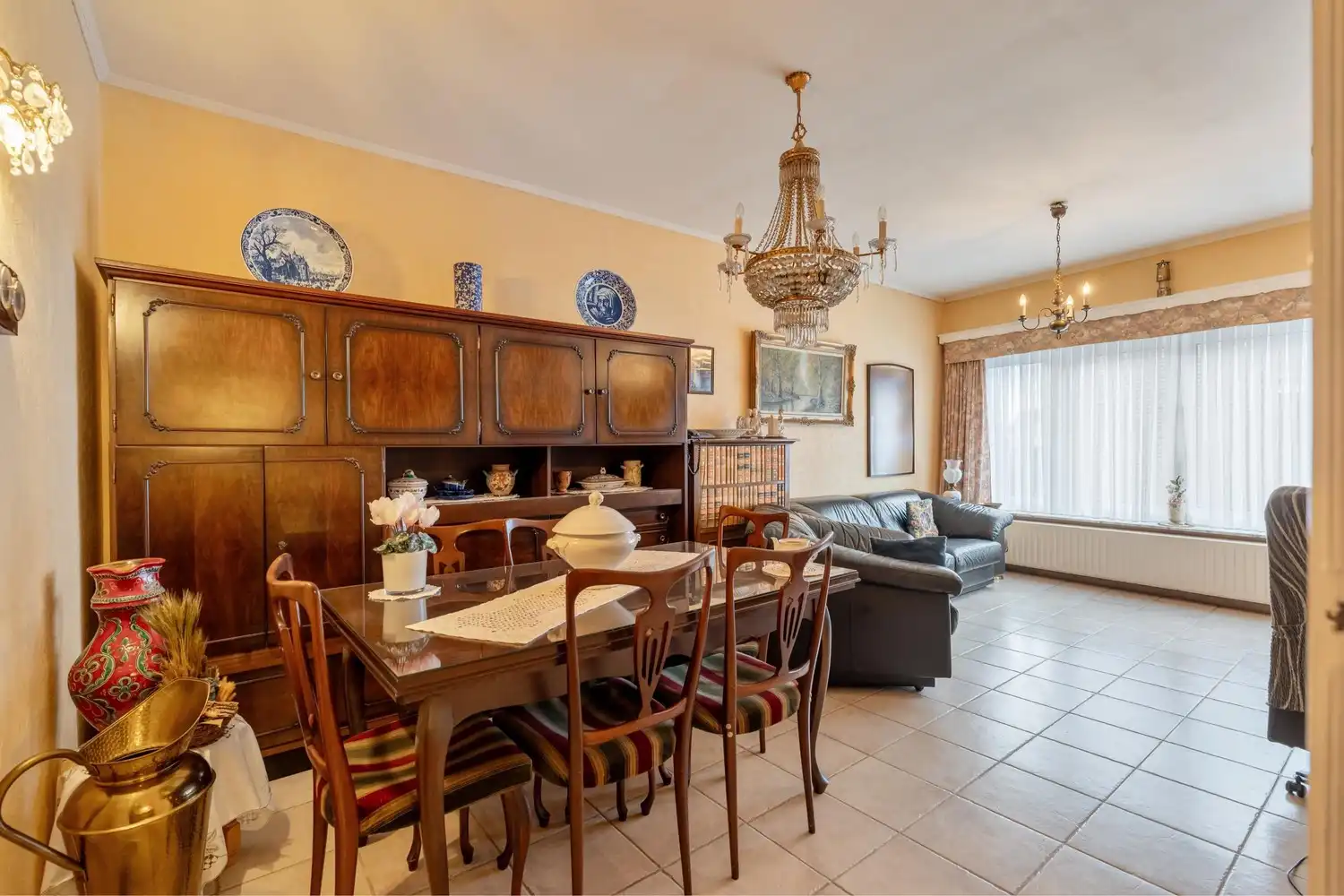 Ruime bel-etagewoning met grote garage (werkplaats) en dakterras foto 6