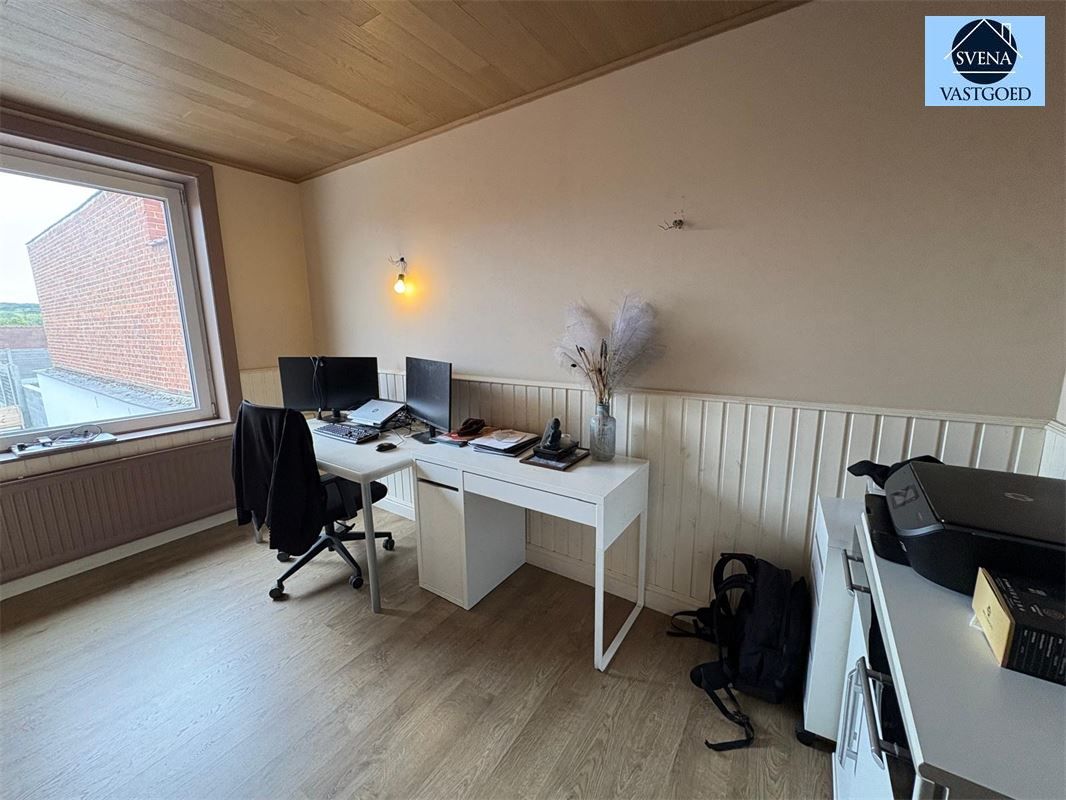 INSTAPKLARE WONING MET 5 KAMERS IN HET CENTRUM VAN MEERBEKE foto 13