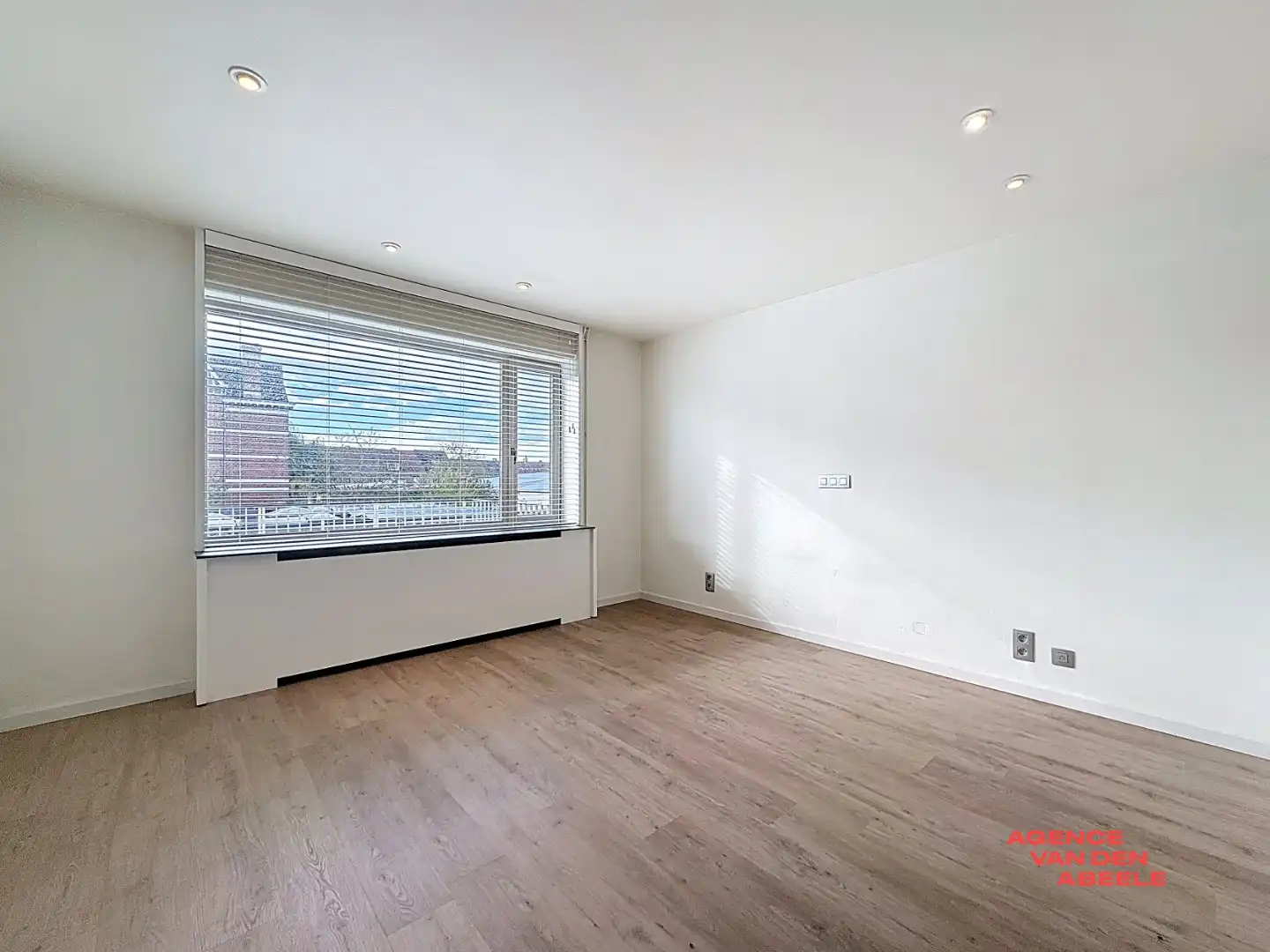 Ruim duplexappartement met 3 slaapkamers en terras foto 10