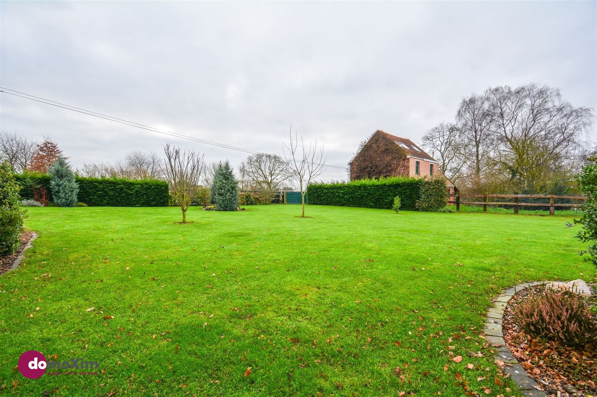 Ruime, instapklare woning met 3 slaapkamers en grote tuin in Zemst foto 28