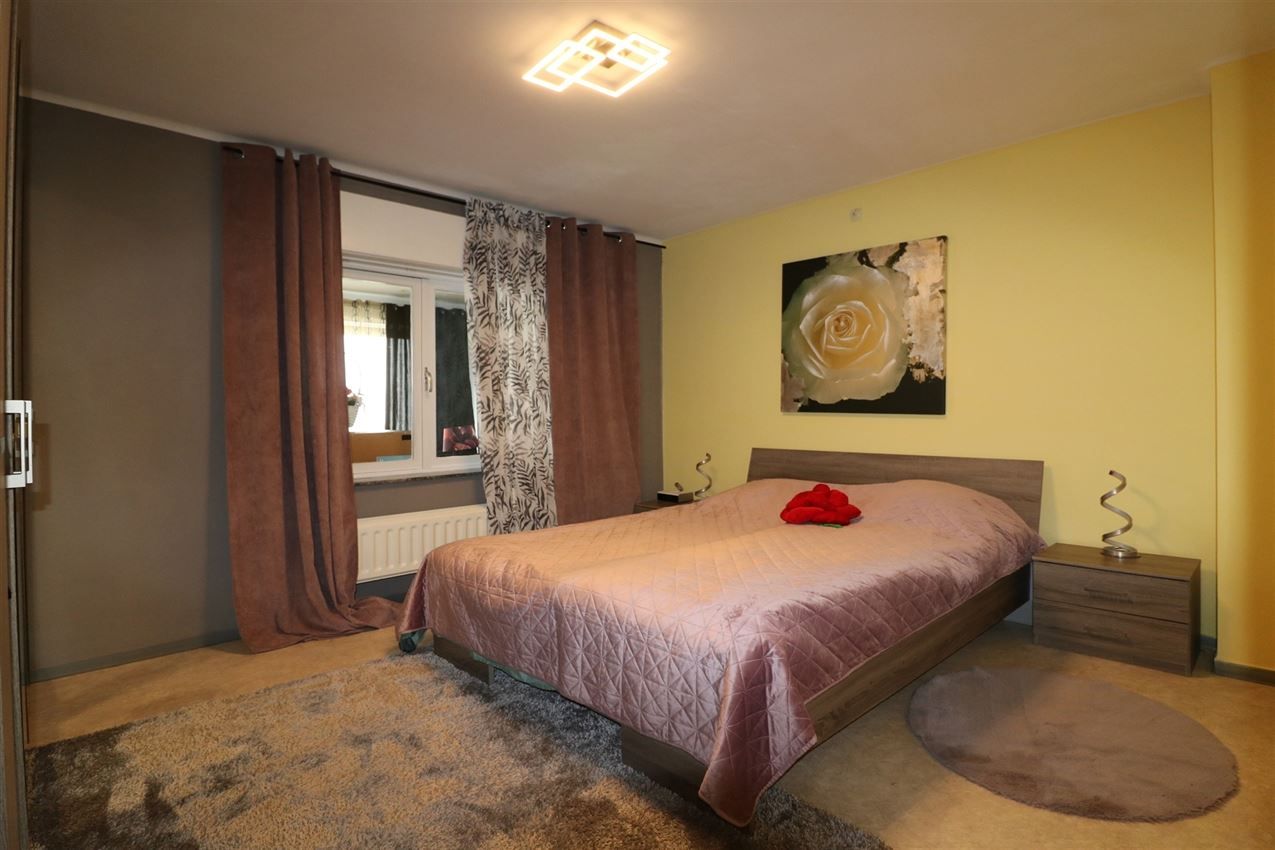 Opbrengsteigendom van 2 degelijke appartementen foto 17