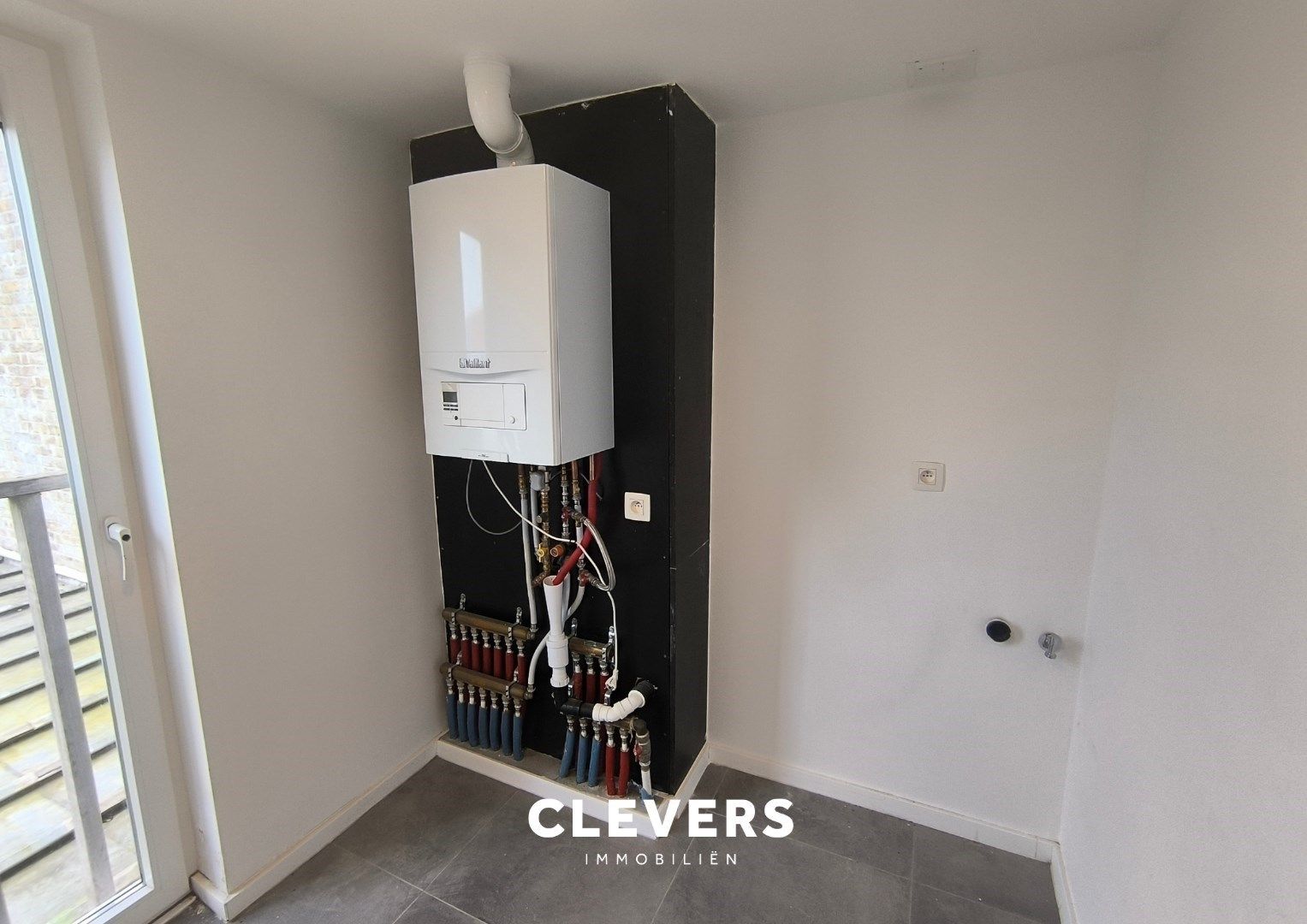 Topaanbieding te huur! Gerenoveerde duplex foto 6