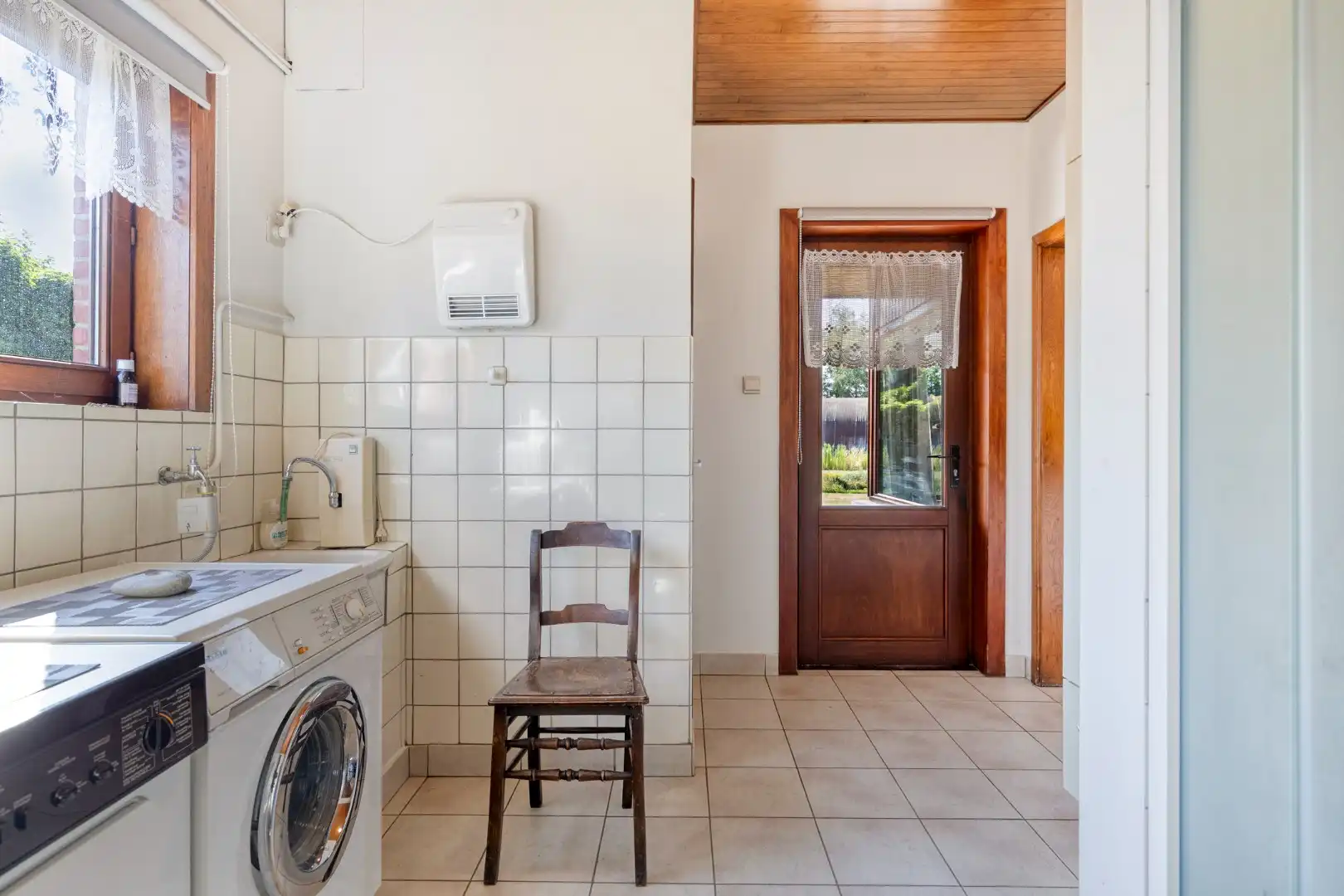 Op te frissen woning met 4 slpks, op een zonnig perceel van 1.506 m² in Mol-Achterbos !  foto 21