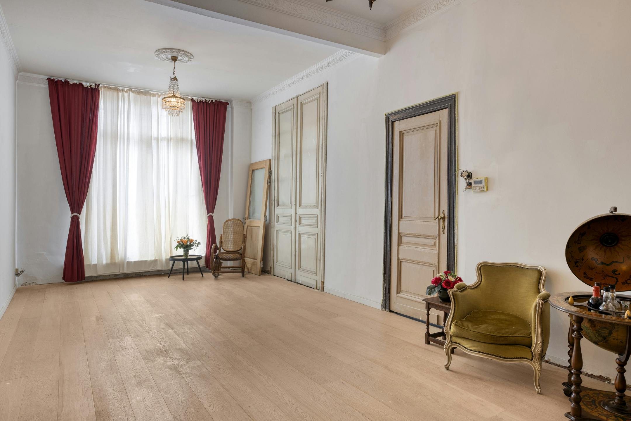 Charmant huis te koop in Merksem aan de Eethuisstraat foto 4