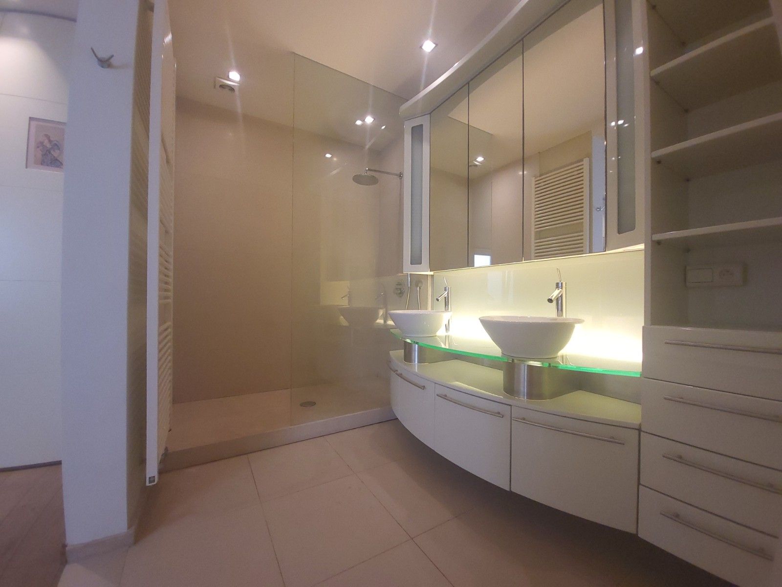 1-slaapkamerappartement  in hartje Deinze foto 10