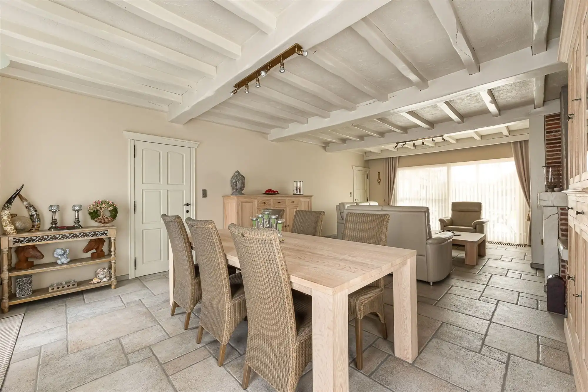 Instapklare woning met tuin in Beerzel foto 5