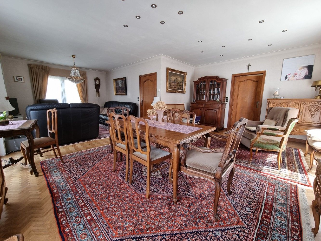Ruime, instapklare woning met 4 slpks op 6a71ca foto 3