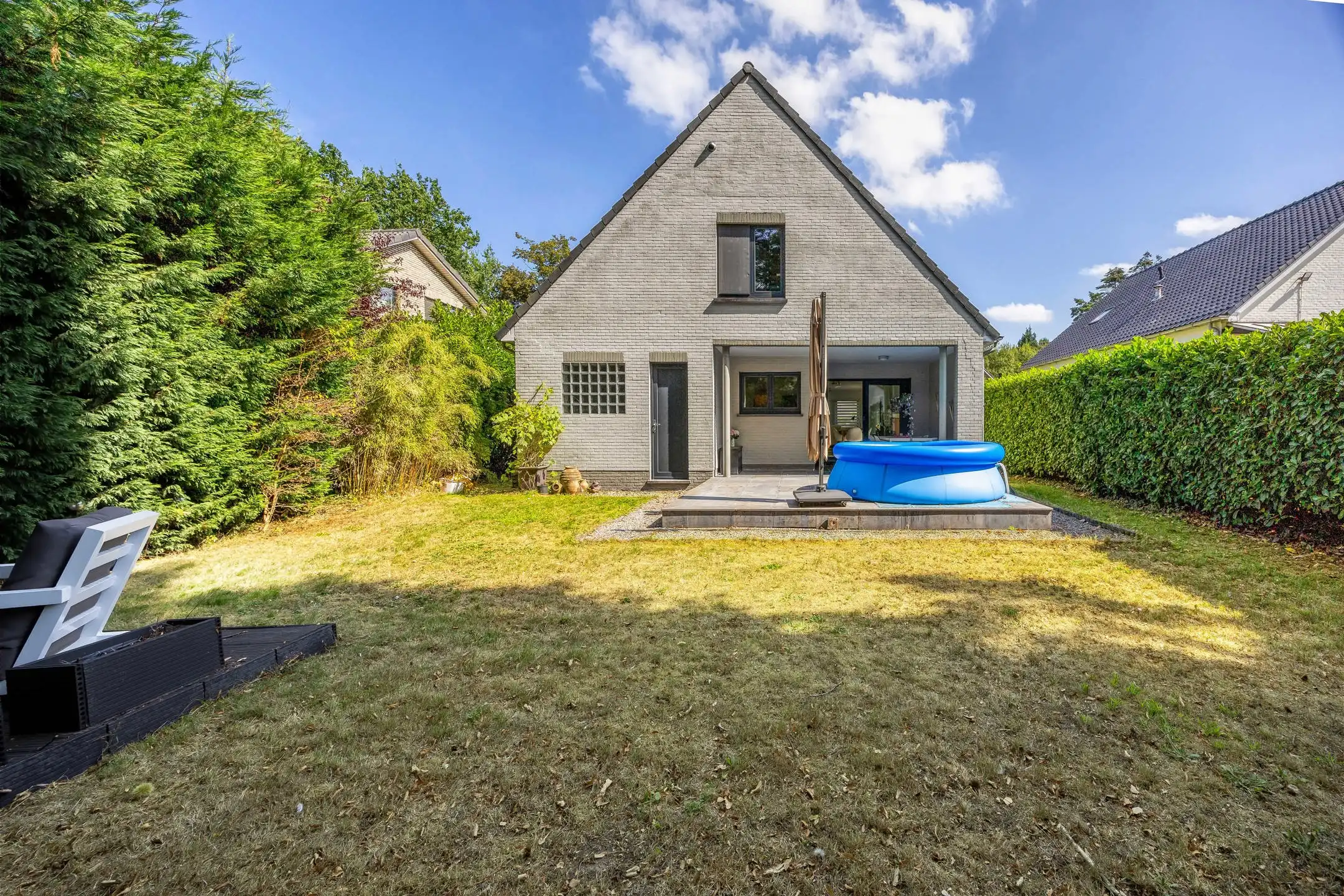 Wonen in alle rust in het groene Hertebos foto 2