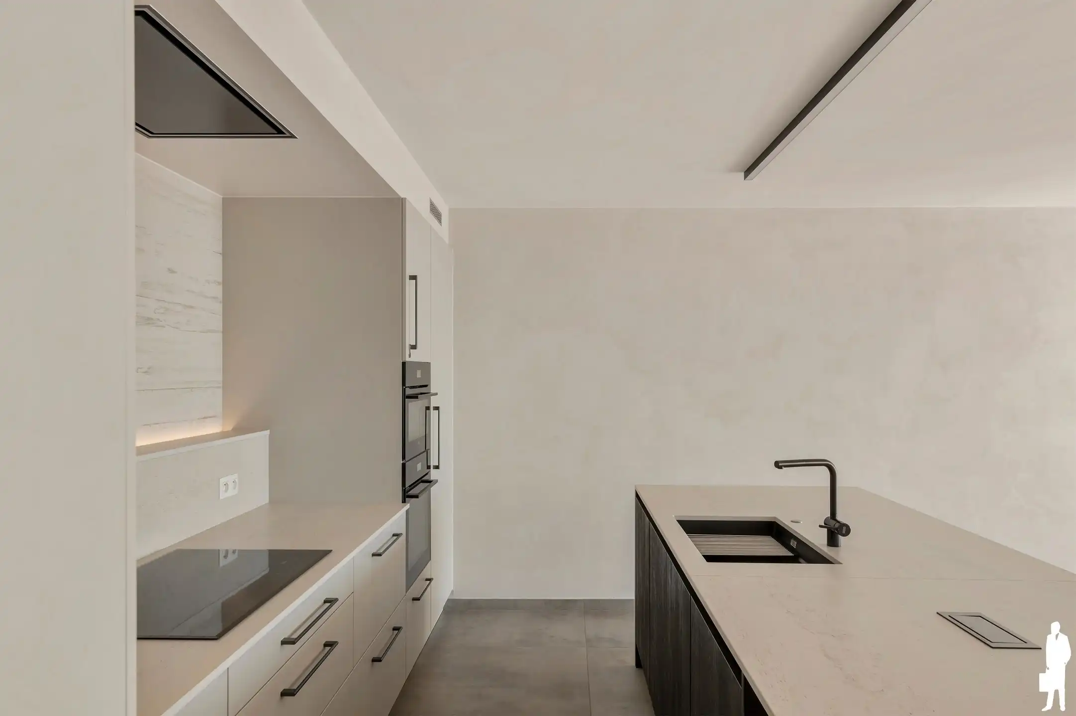 Volledig gerenoveerd en instapklaar appartement van 121 m² + 26 m² terras foto 12