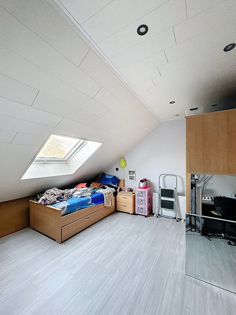 Gezellig wonen in Tienen: praktische rijwoning met terras en 3 slaapkamers foto 12