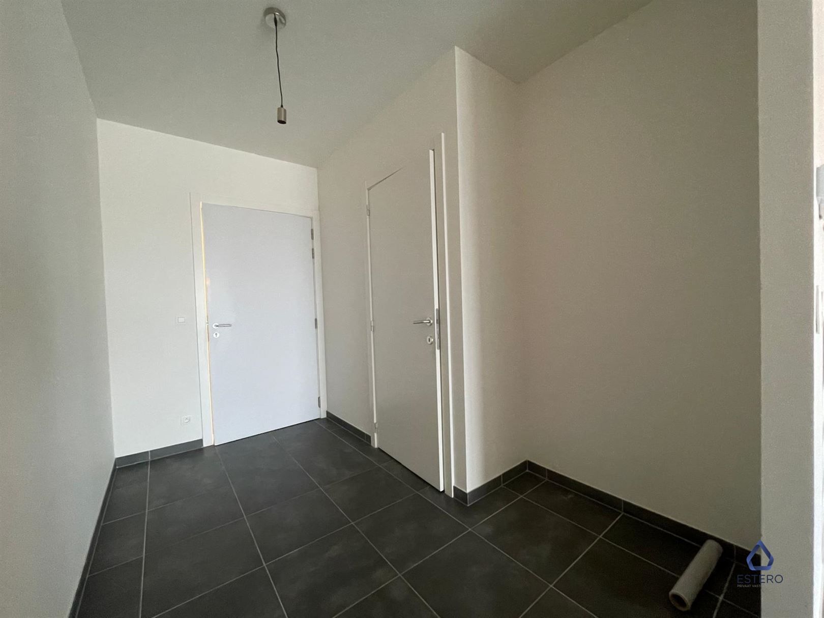 Nieuwbouwappartement met 2 slaapkamers en tuintje foto 2