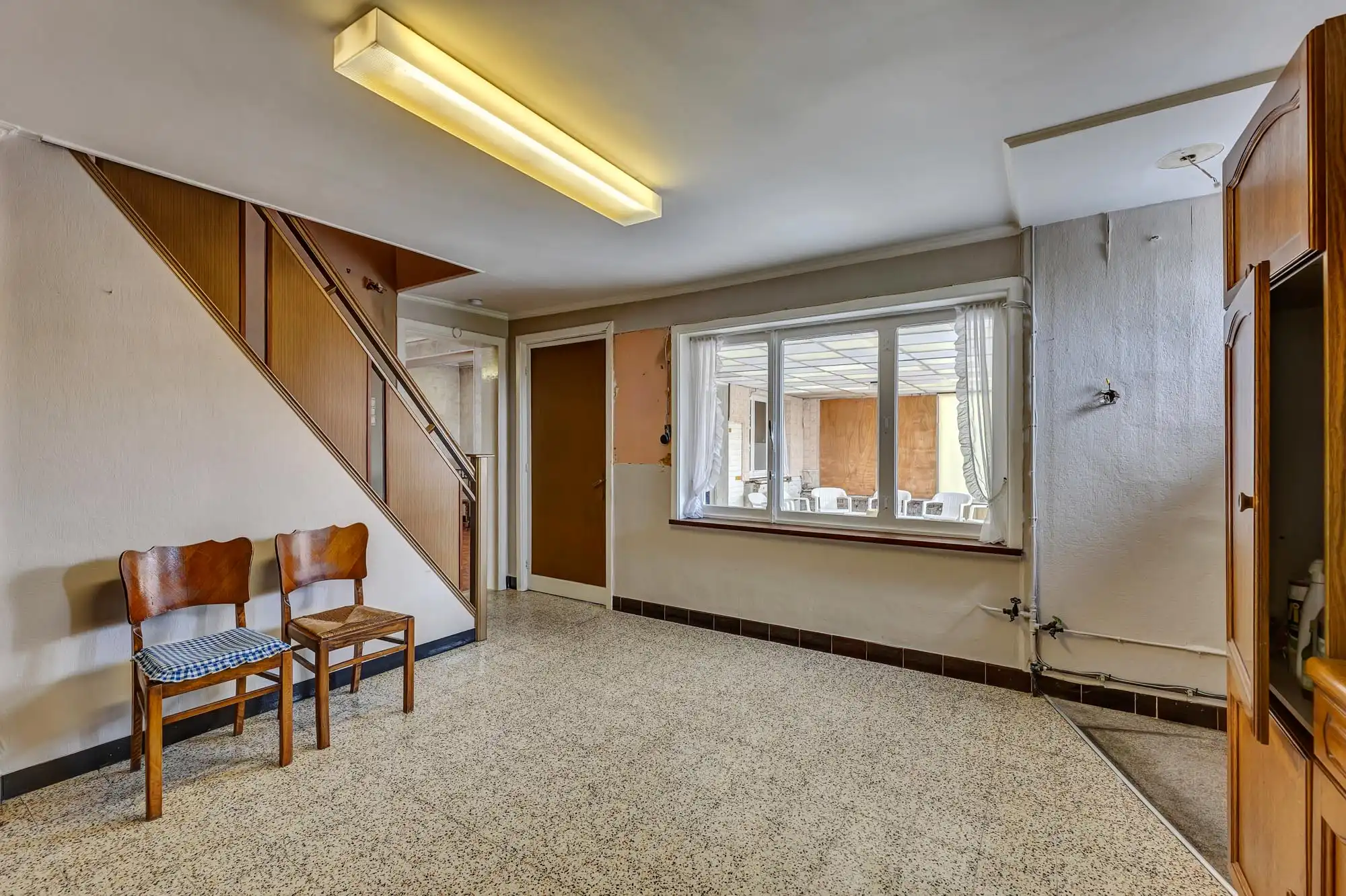 Handelspand met woonst te koop centraal te Galmaarden foto 12