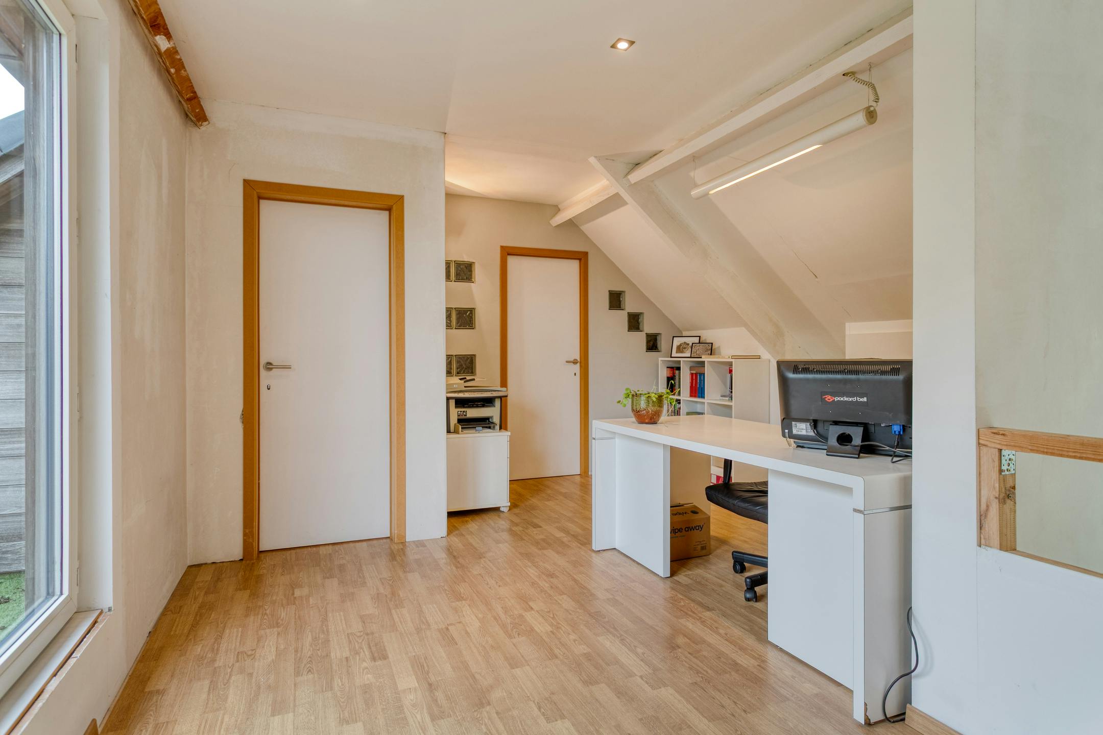 Ruime villa met 5 kamers te koop in Desselgem foto 18