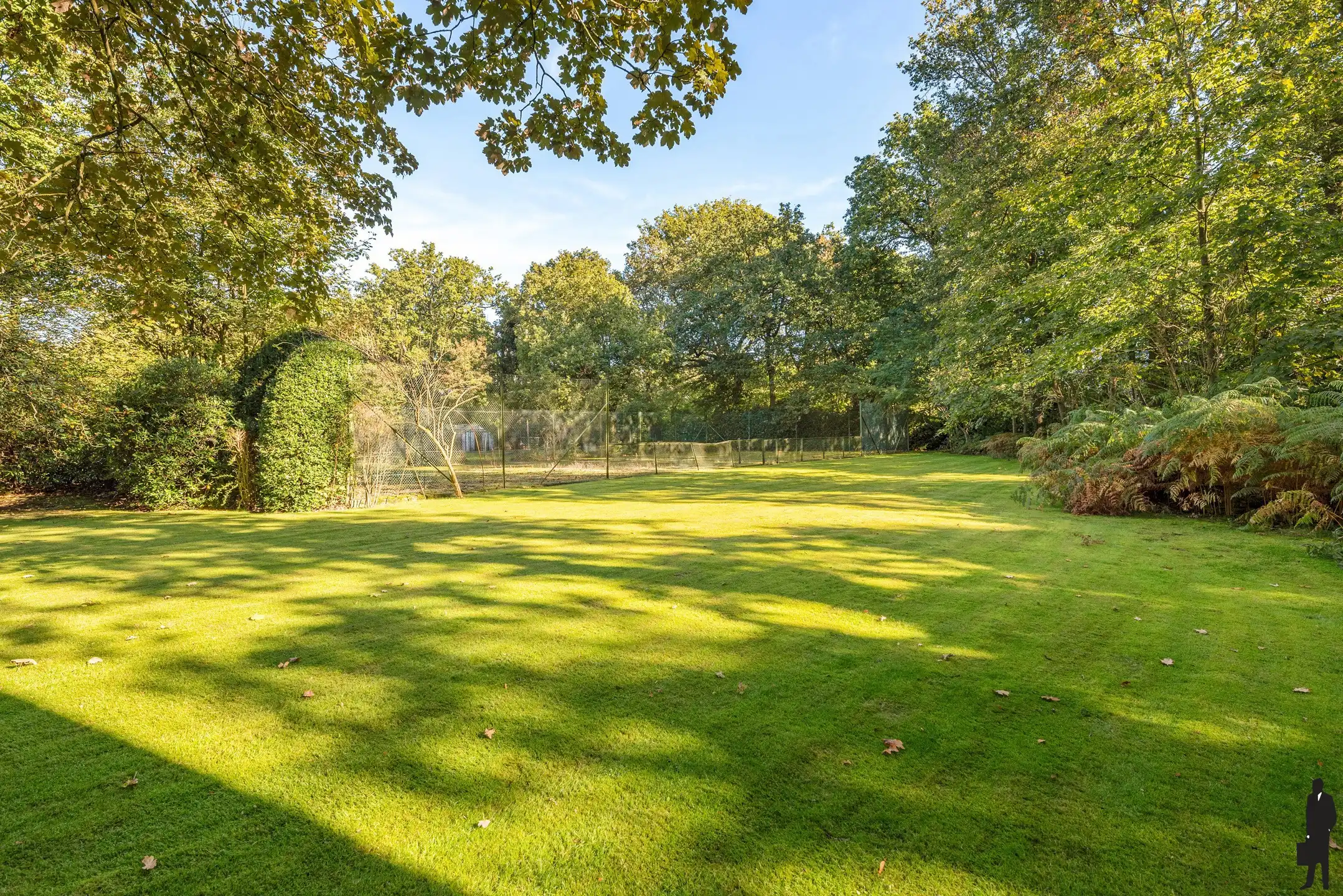 In Vriesdonk, rietgedekte karaktervolle villa op ca. 13.670m² (inclusief bouwgrond van ca. 4.543m²!). foto 10