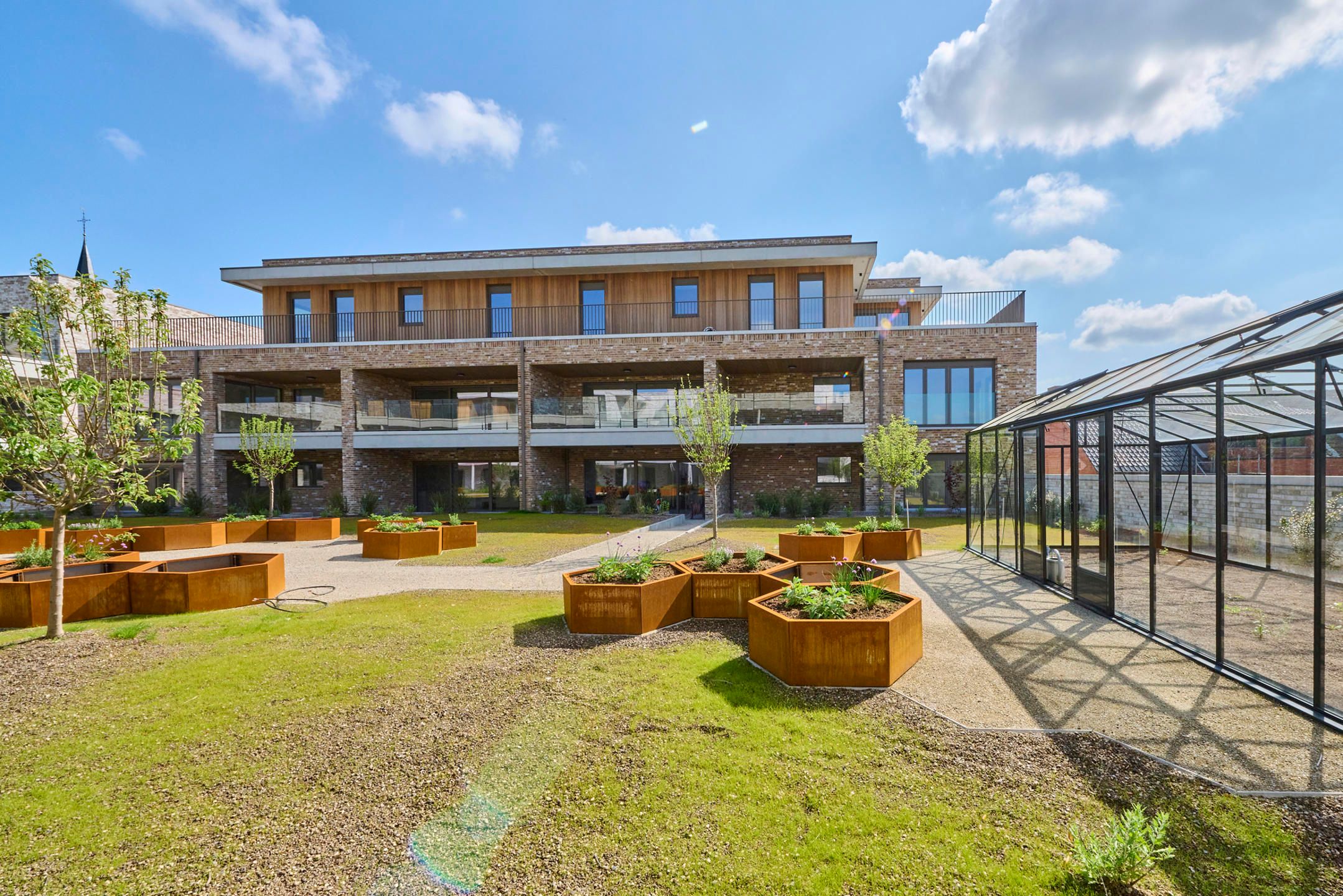 Ruim Nieuwbouwappartement- 1 slaapkamer - groot terras  foto 3