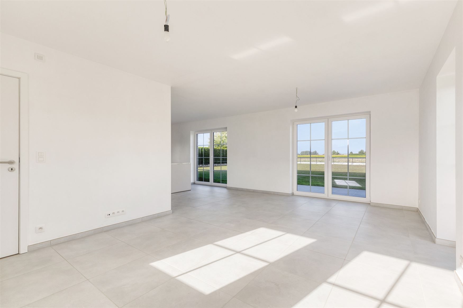 Nieuwbouwwoning op absolute topligging foto 3