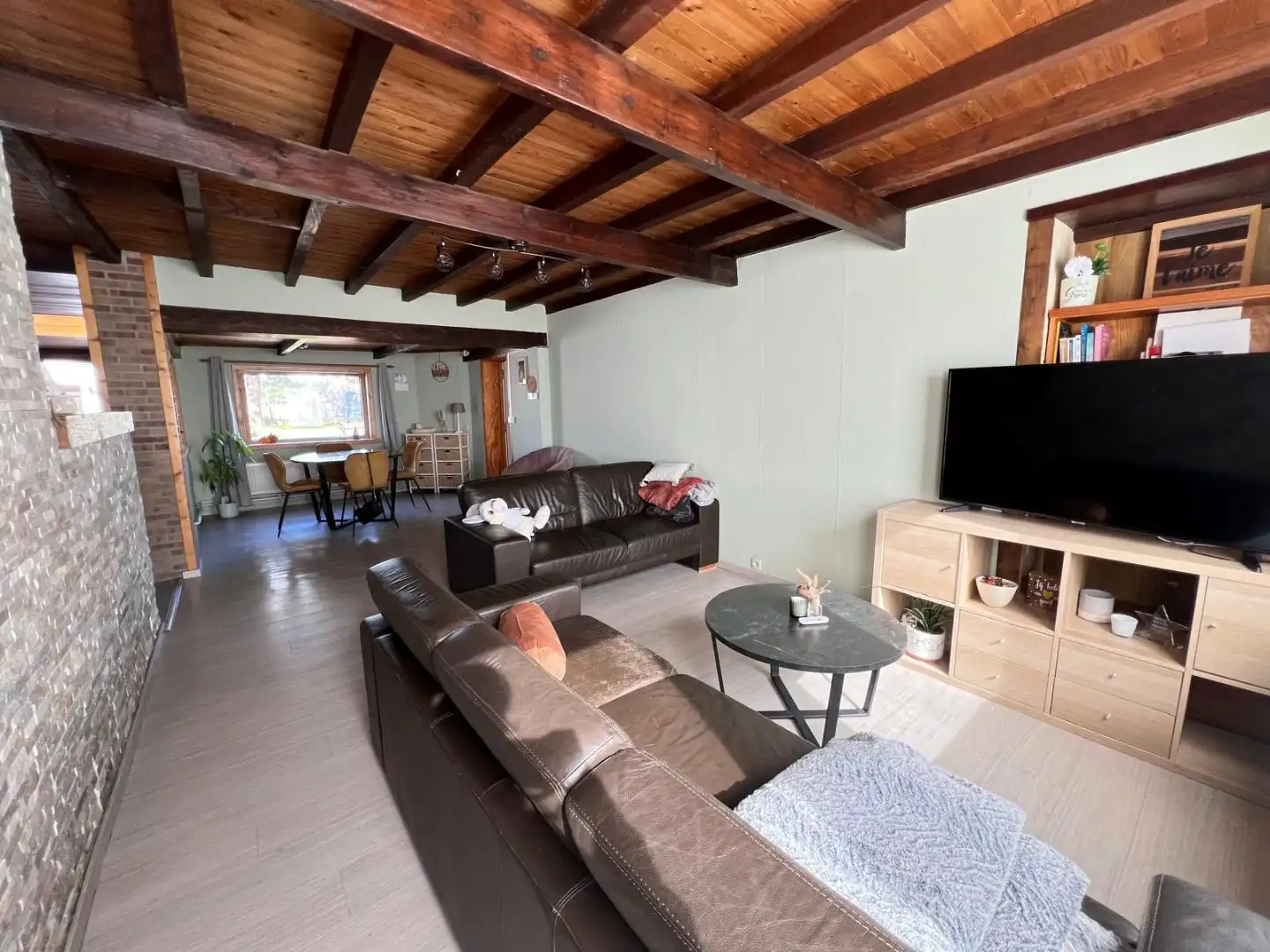 Charmante woning met tuin, garage en landelijk zicht foto 2