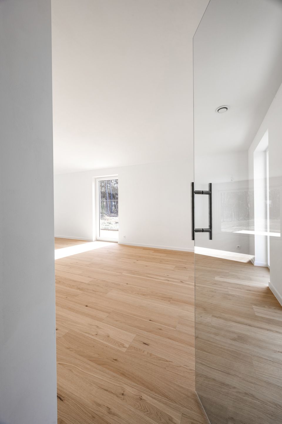 Stijlvolle nieuwbouwkoppelwoning met adembenemend boszicht foto 5