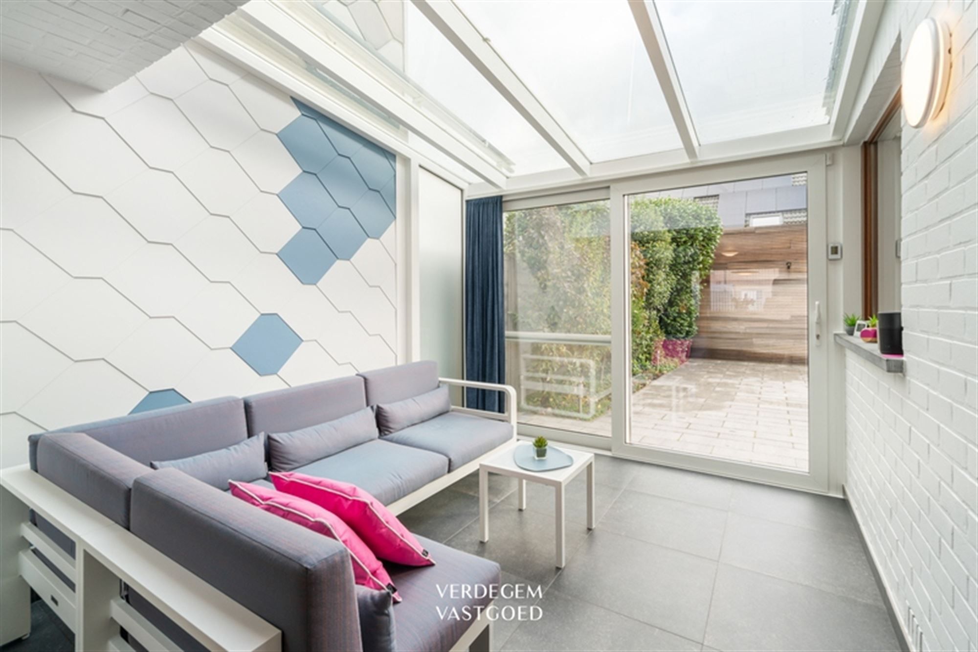 Instapklare gezinswoning met 3+1 slaapkamers op toplocatie in Mariakerke foto 6