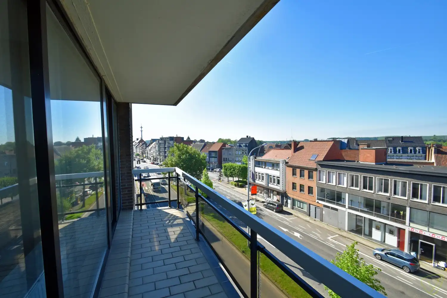 Instapklaar appartement met twee slaapkamers op een boogscheut van het centrum foto 12