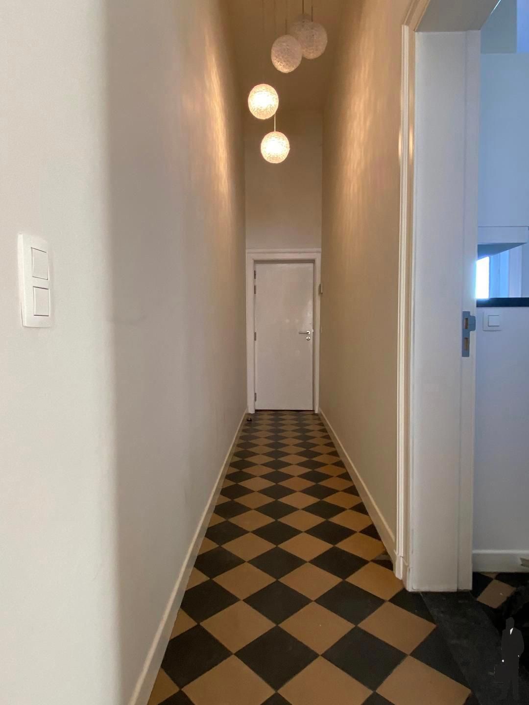 Ruim 2 slpk. appartement in het centrum van Hoogstraten foto 8